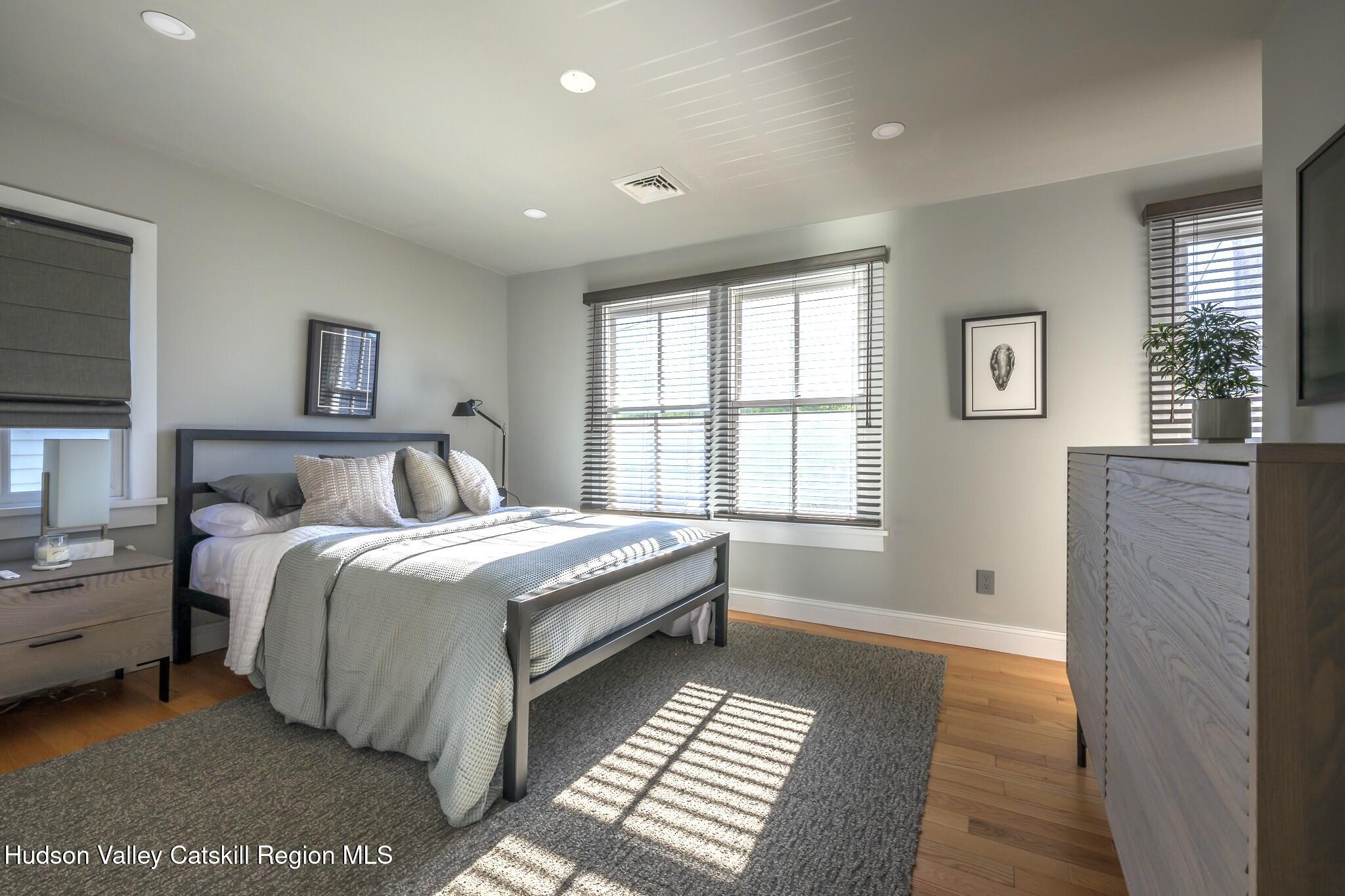 238 Allen Street, Hudson