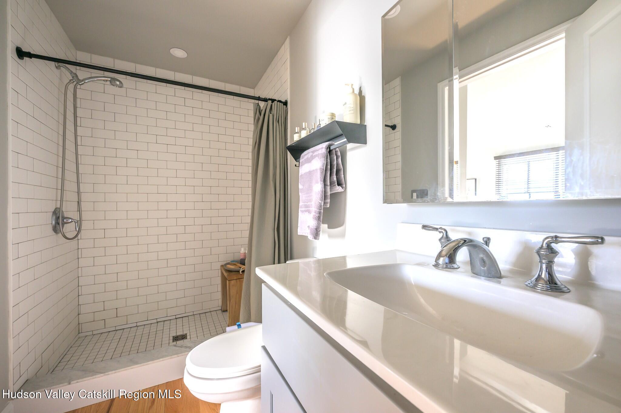 238 Allen Street, Hudson