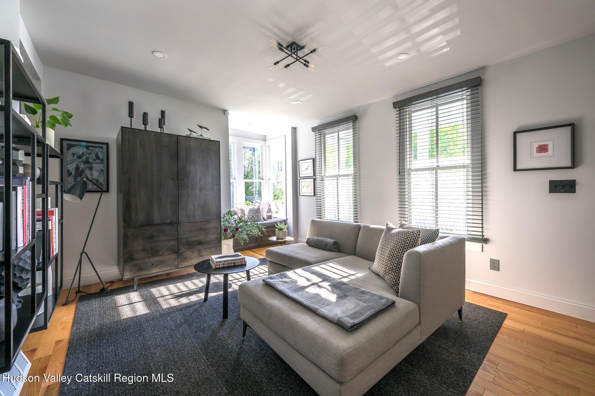 238 Allen Street, Hudson