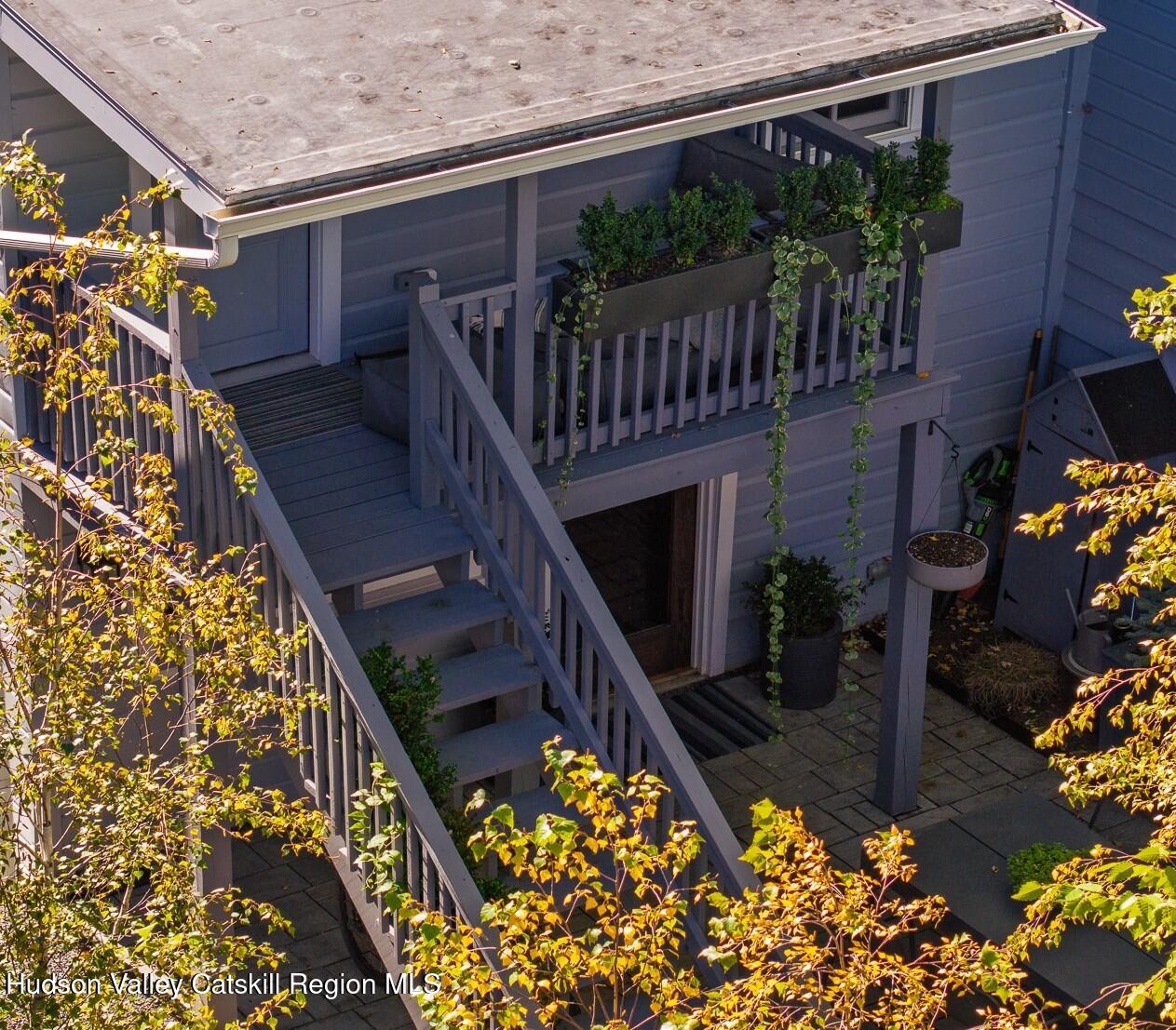 238 Allen Street, Hudson