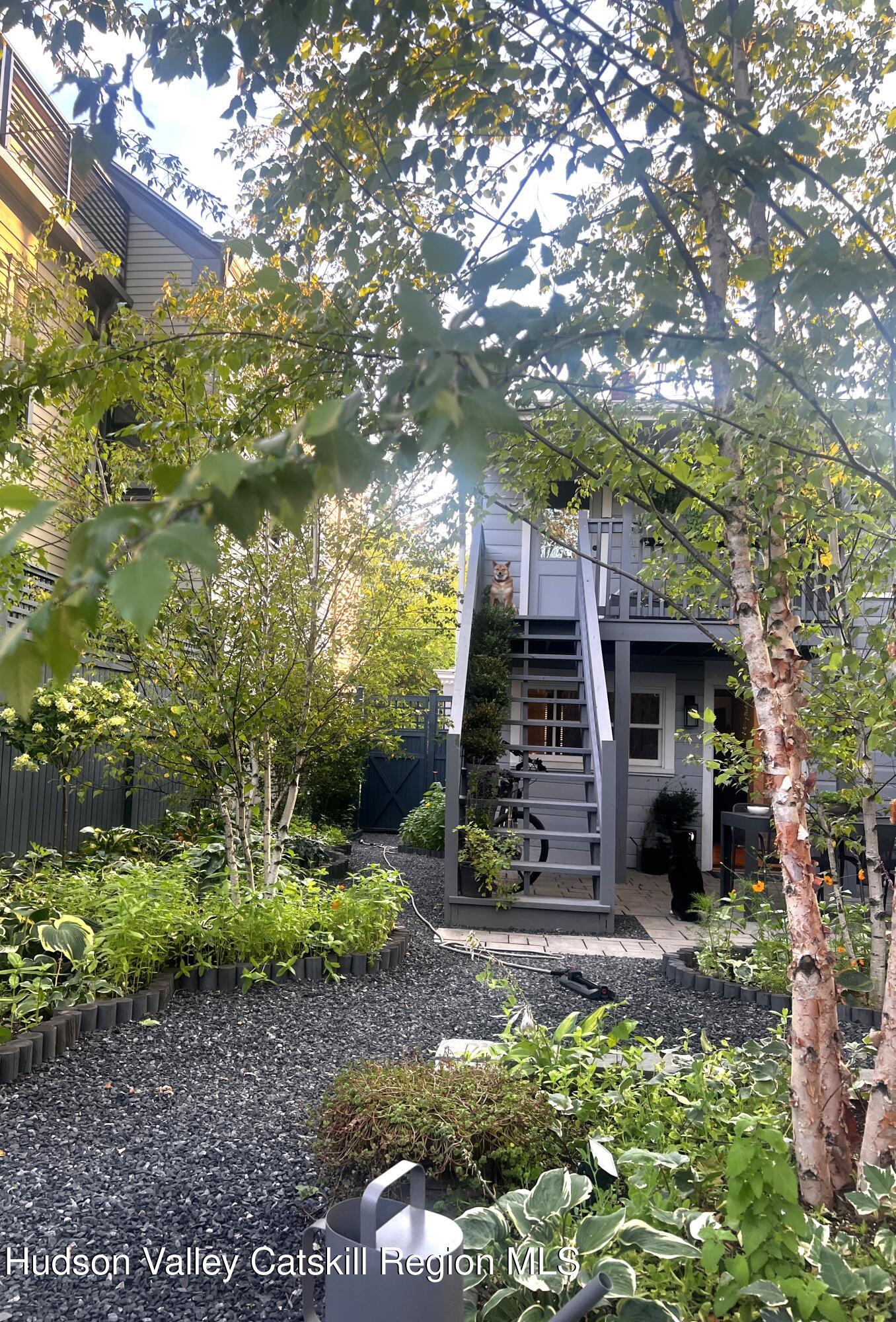 238 Allen Street, Hudson