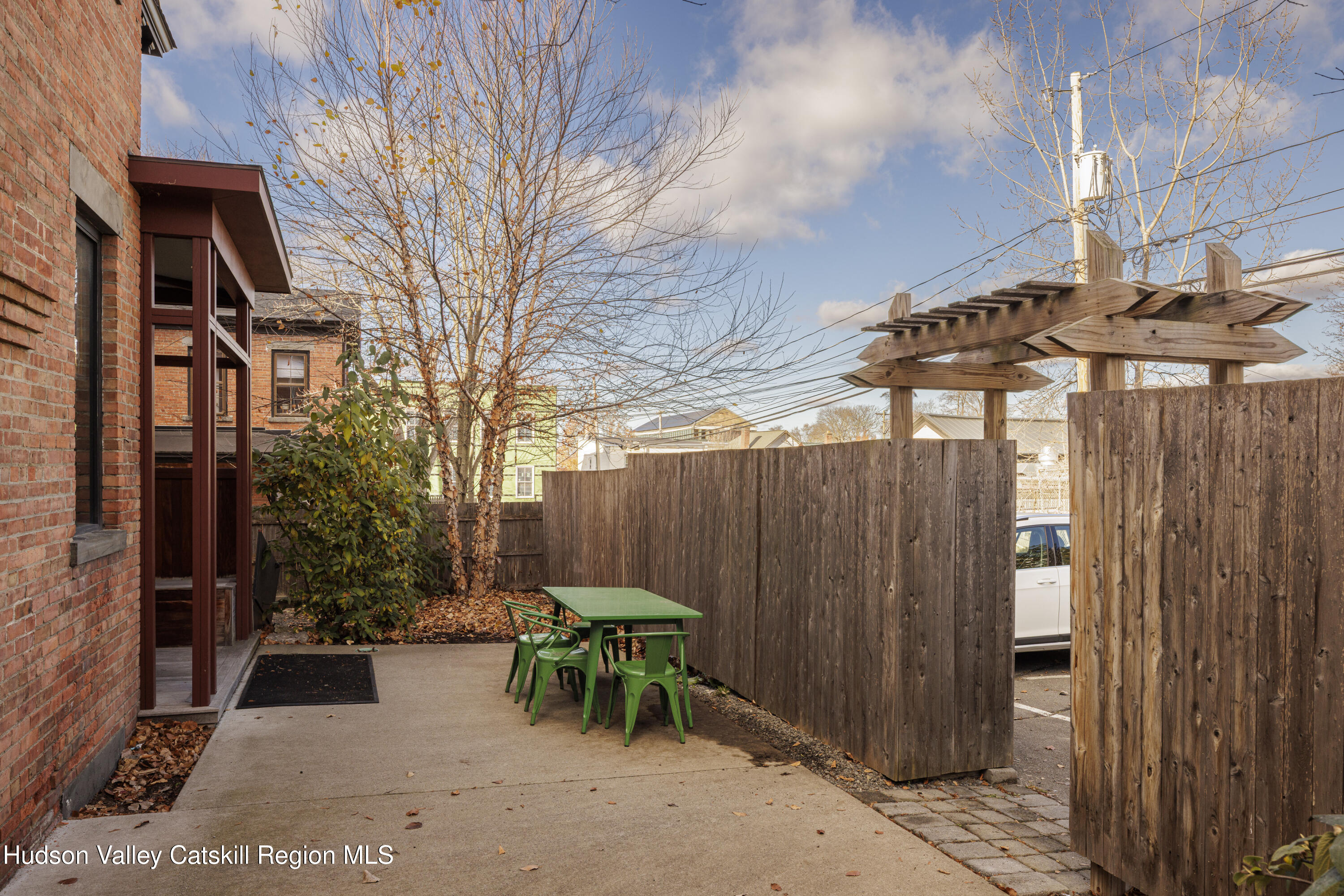 420 Warren Street 1l