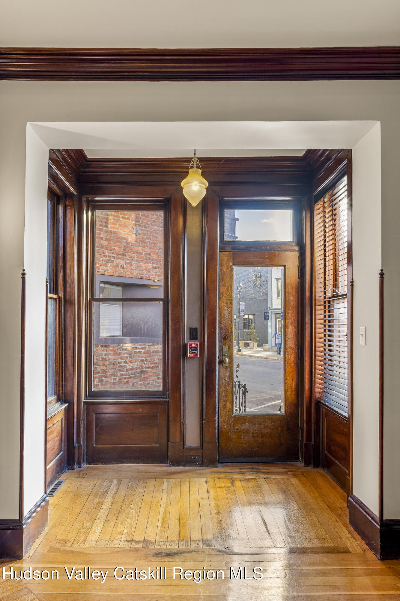 420 Warren Street 1l