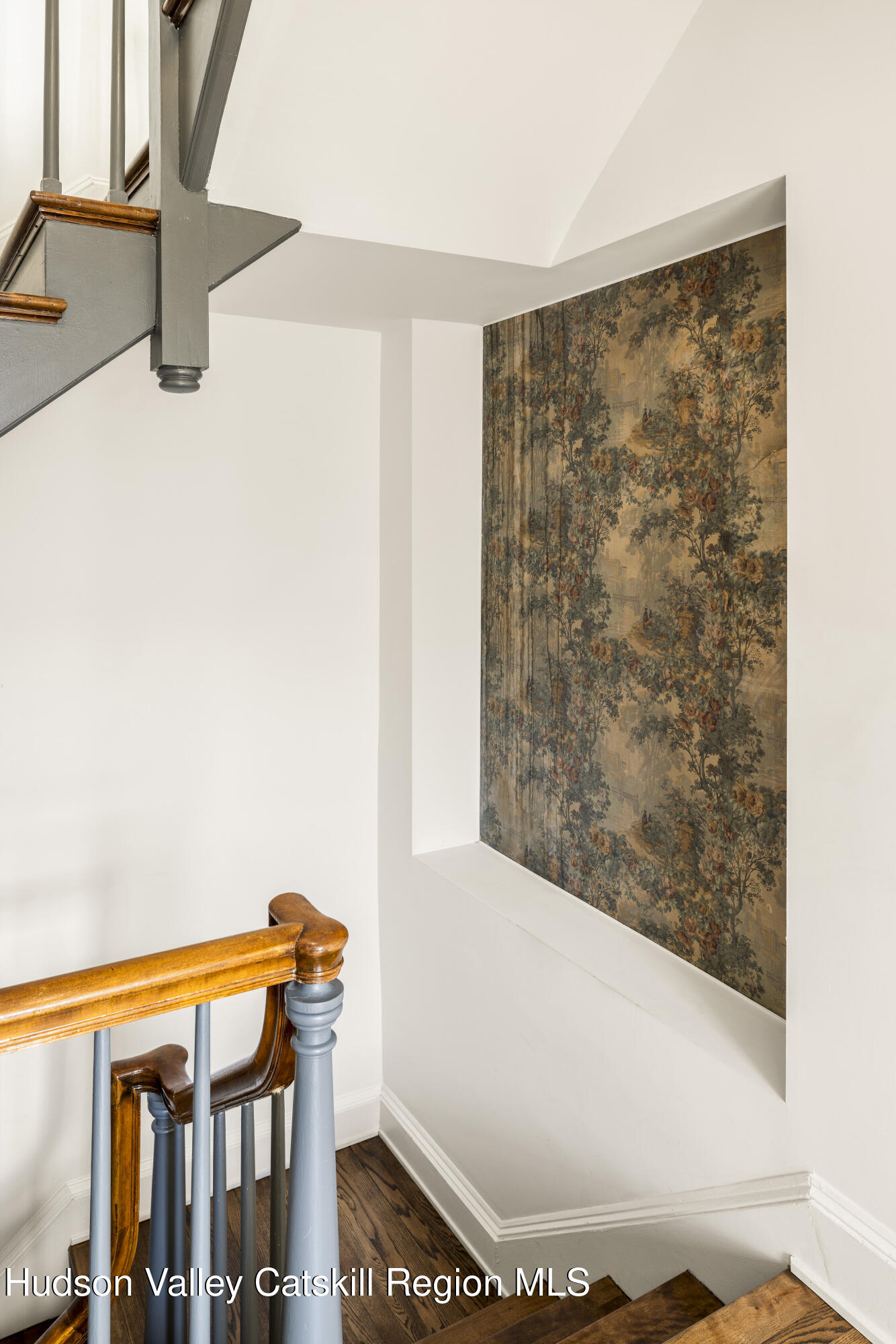 420 Warren Street 1l