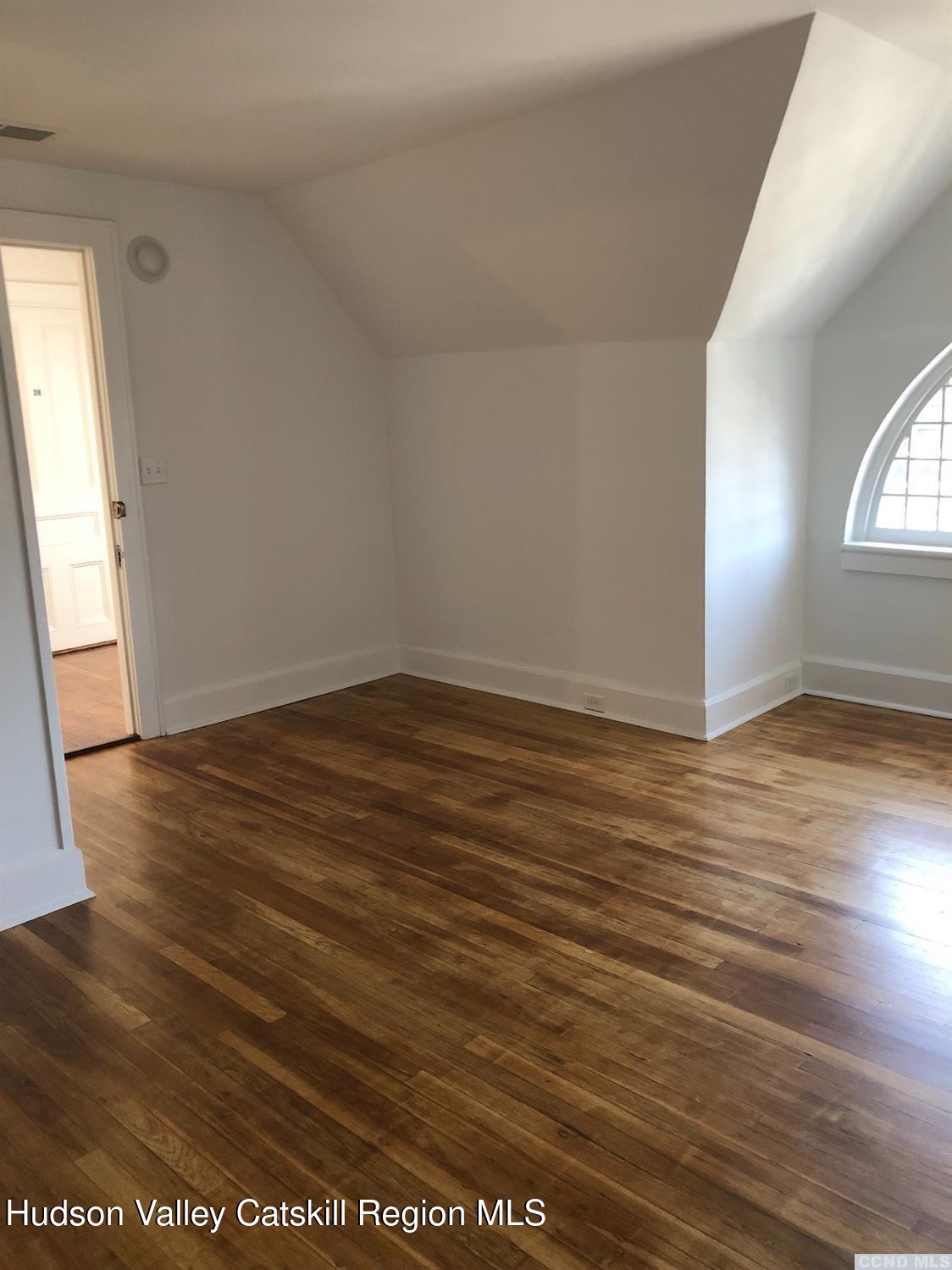 420 Warren Street 1l