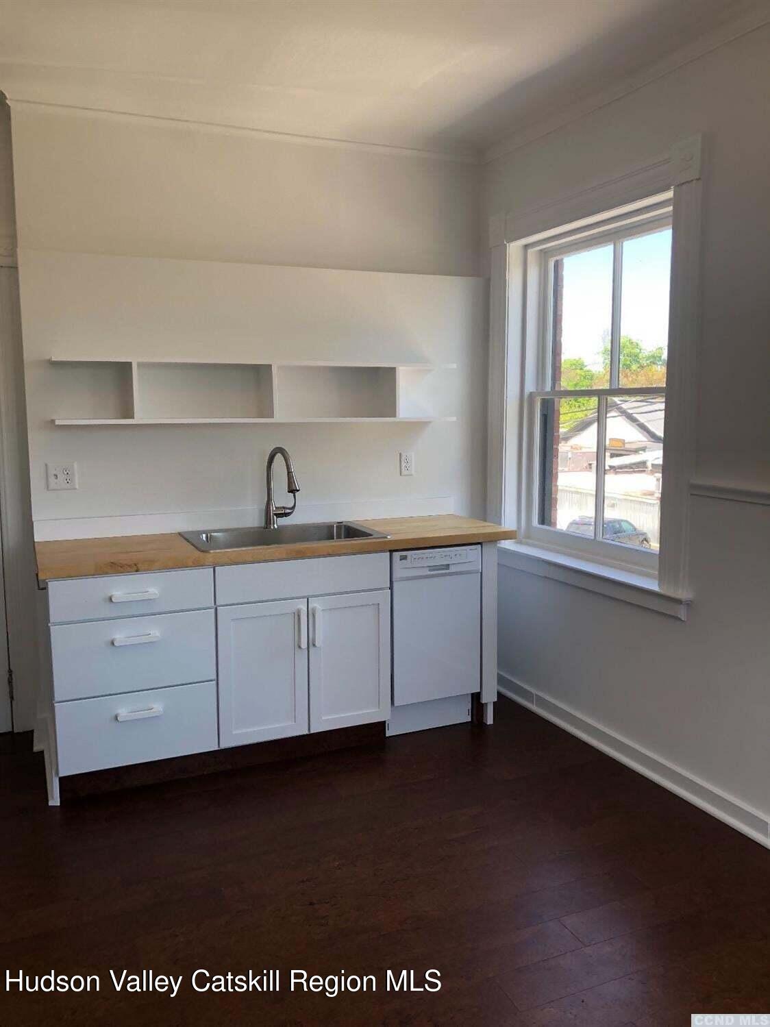 420 Warren Street 1l