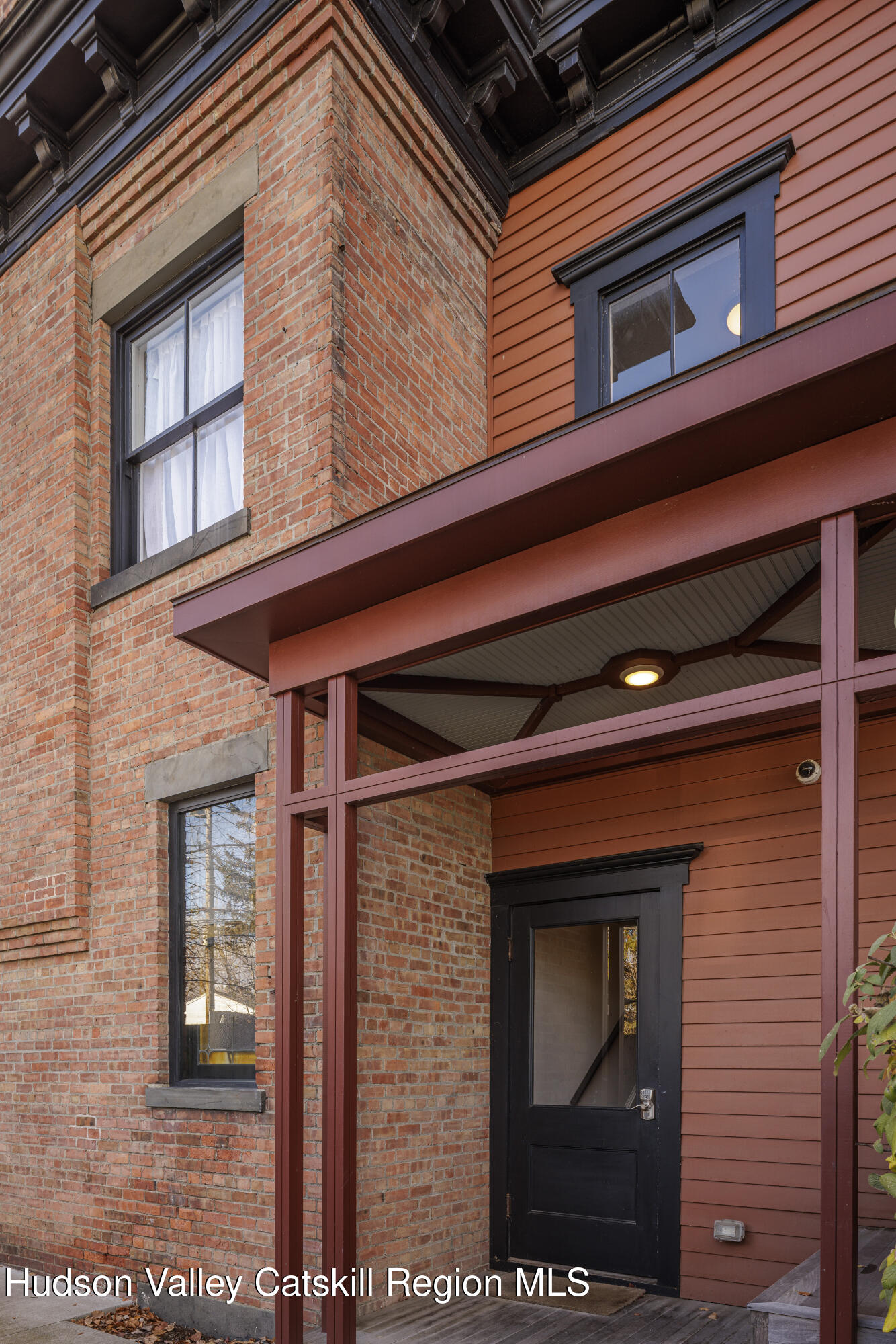 420 Warren Street 1l