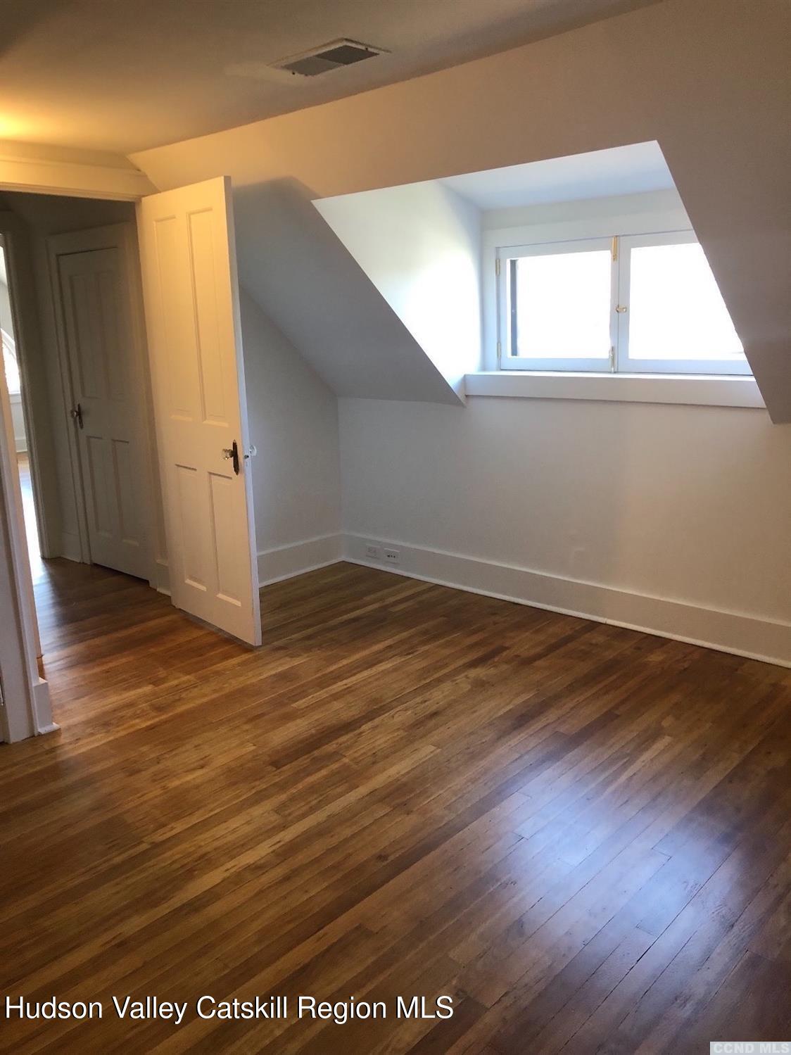 420 Warren Street 1l