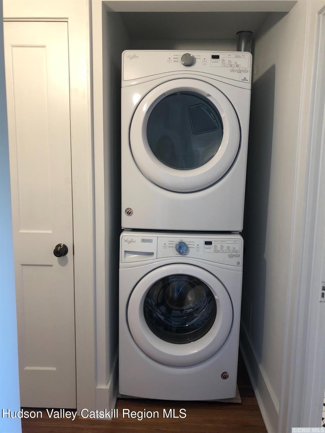 420 Warren Street 1l