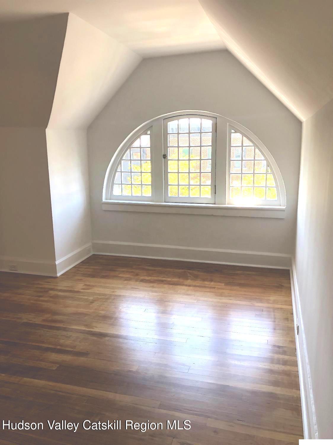 420 Warren Street 1l