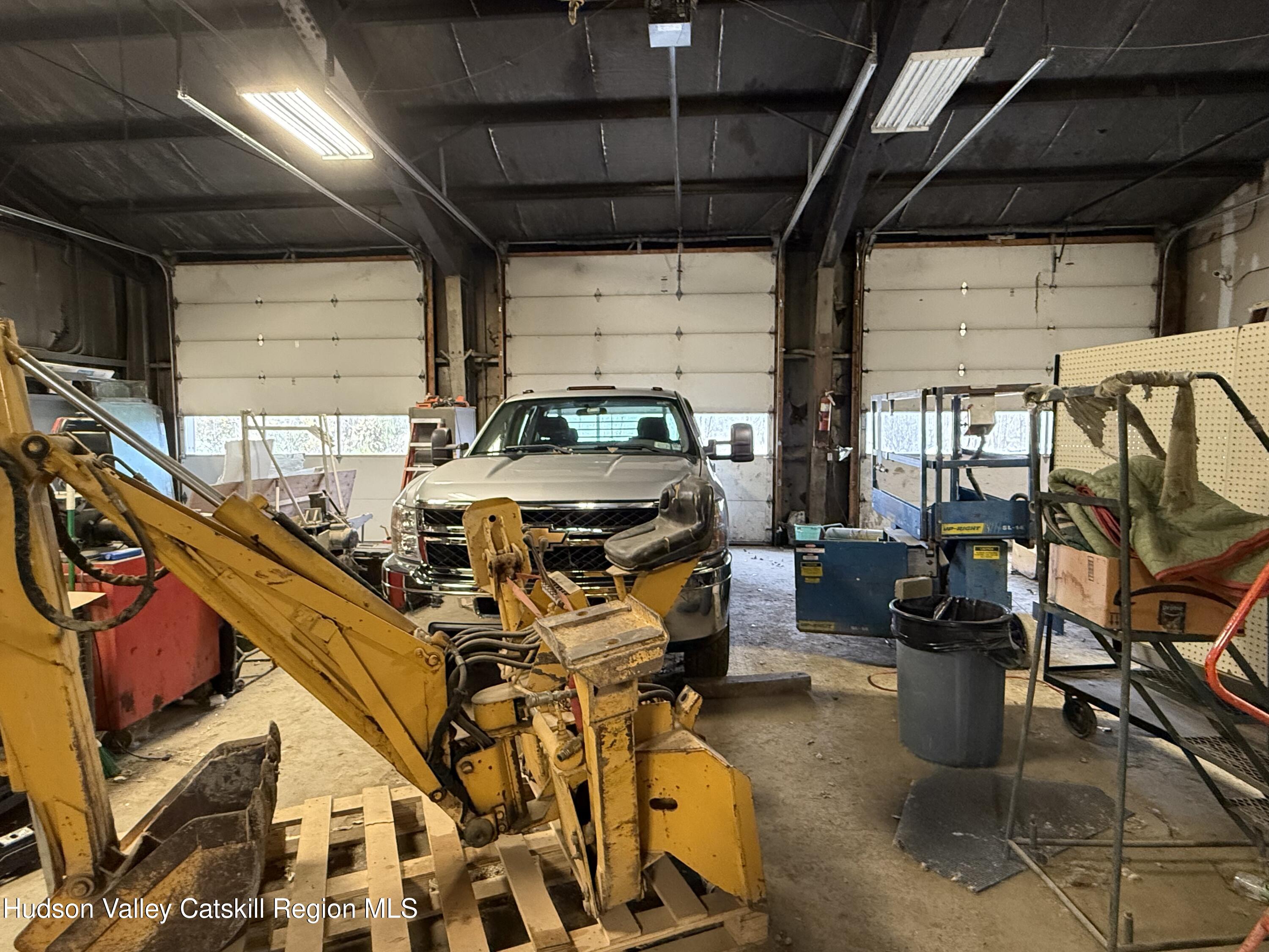 191 - A Columbia Turnpike