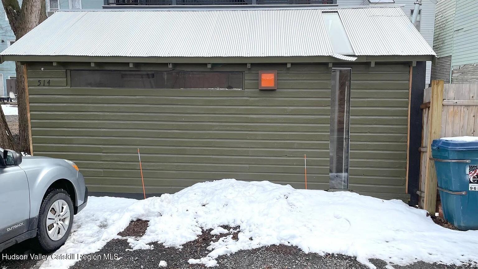 514 State Street, bet 5th and 6th Streets