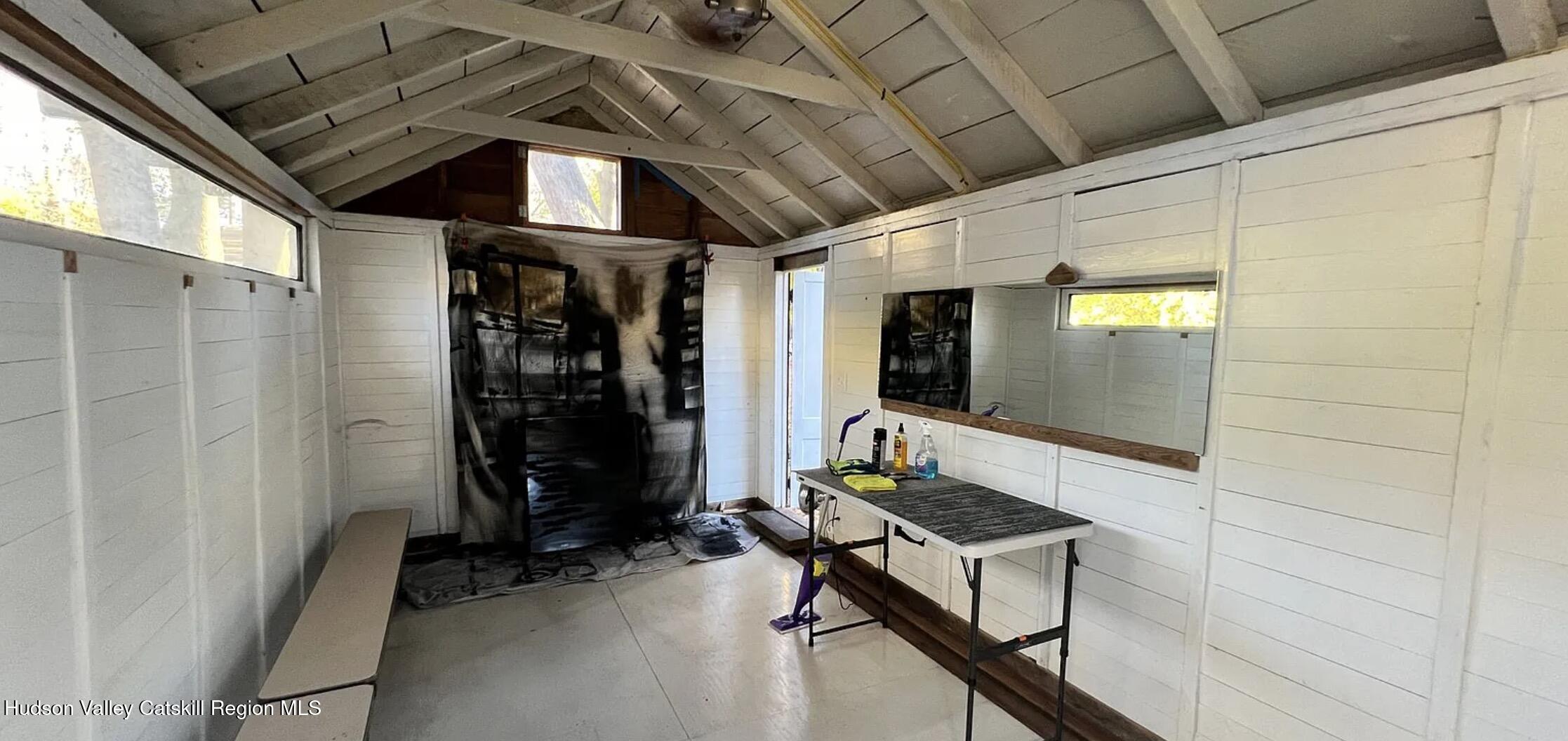 514 State Street, bet 5th and 6th Streets