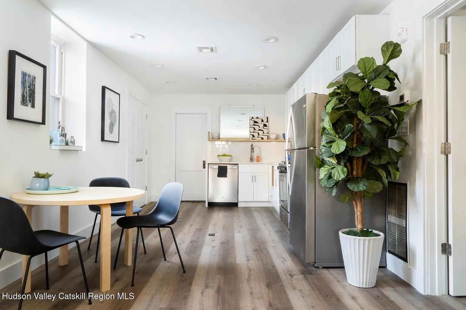 514 State Street, bet 5th and 6th Streets