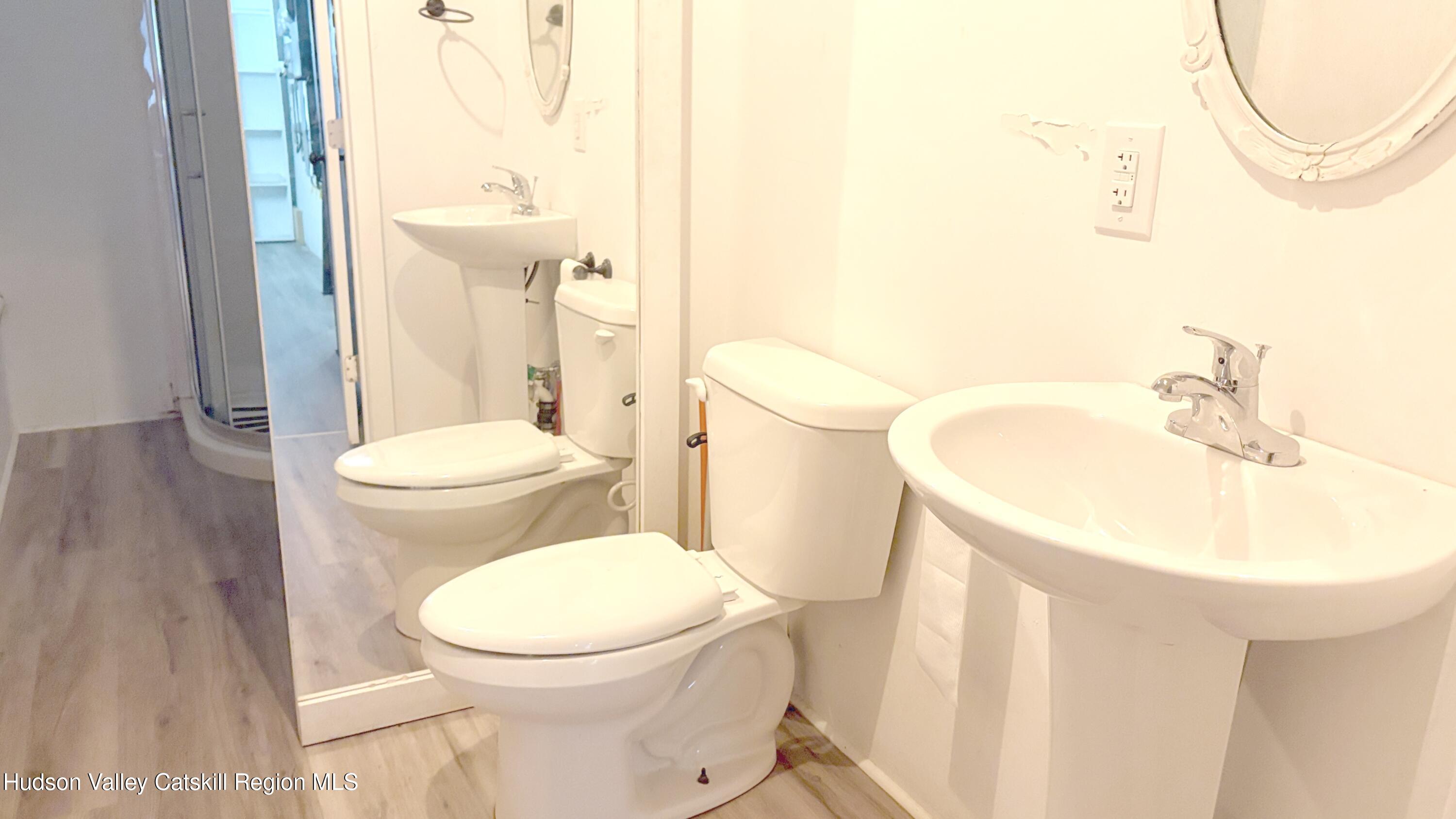 612 Warren Street, bet 5th & 6th Streets Grdfl