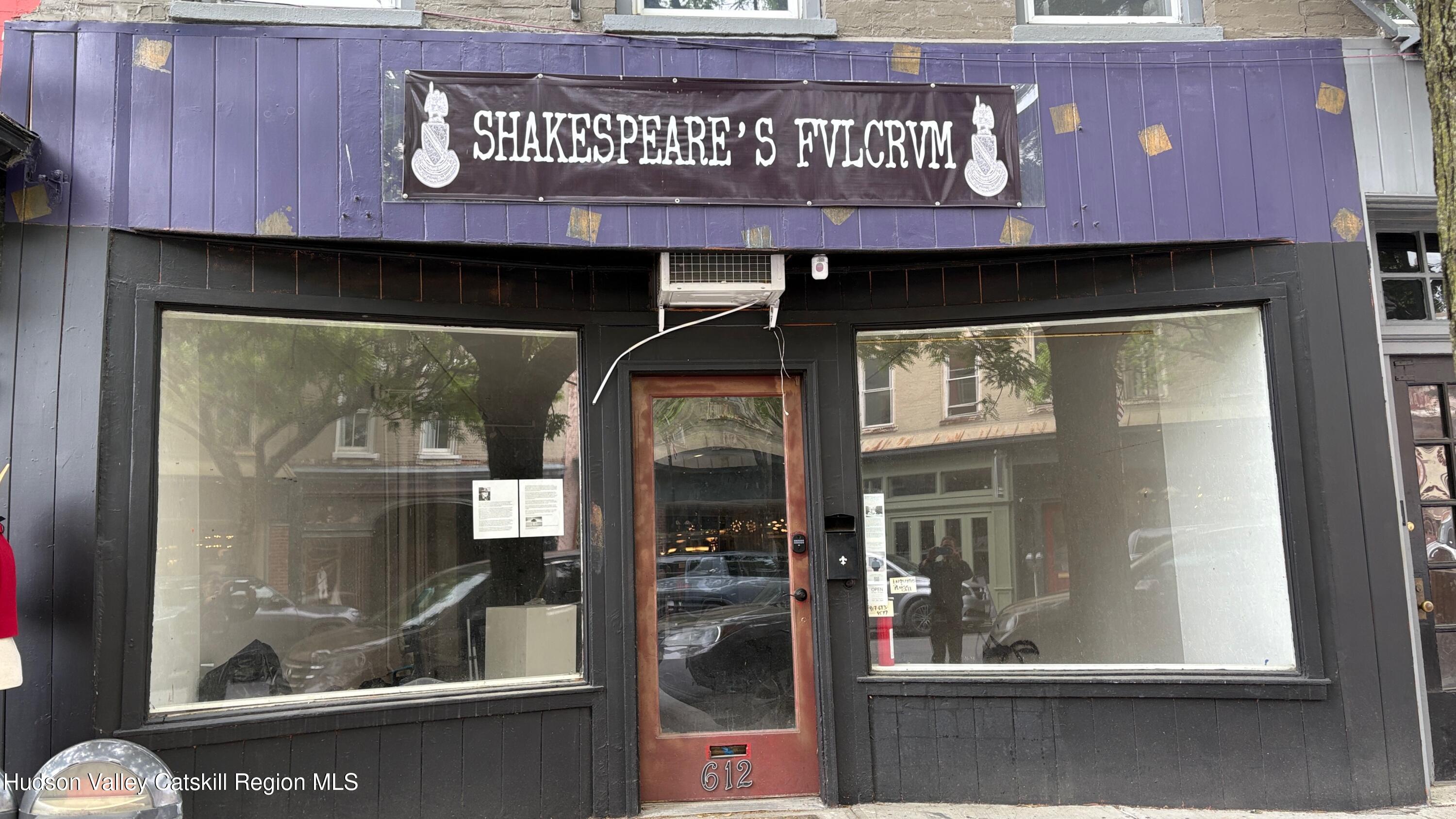 612 Warren Street, bet 5th & 6th Streets Grdfl