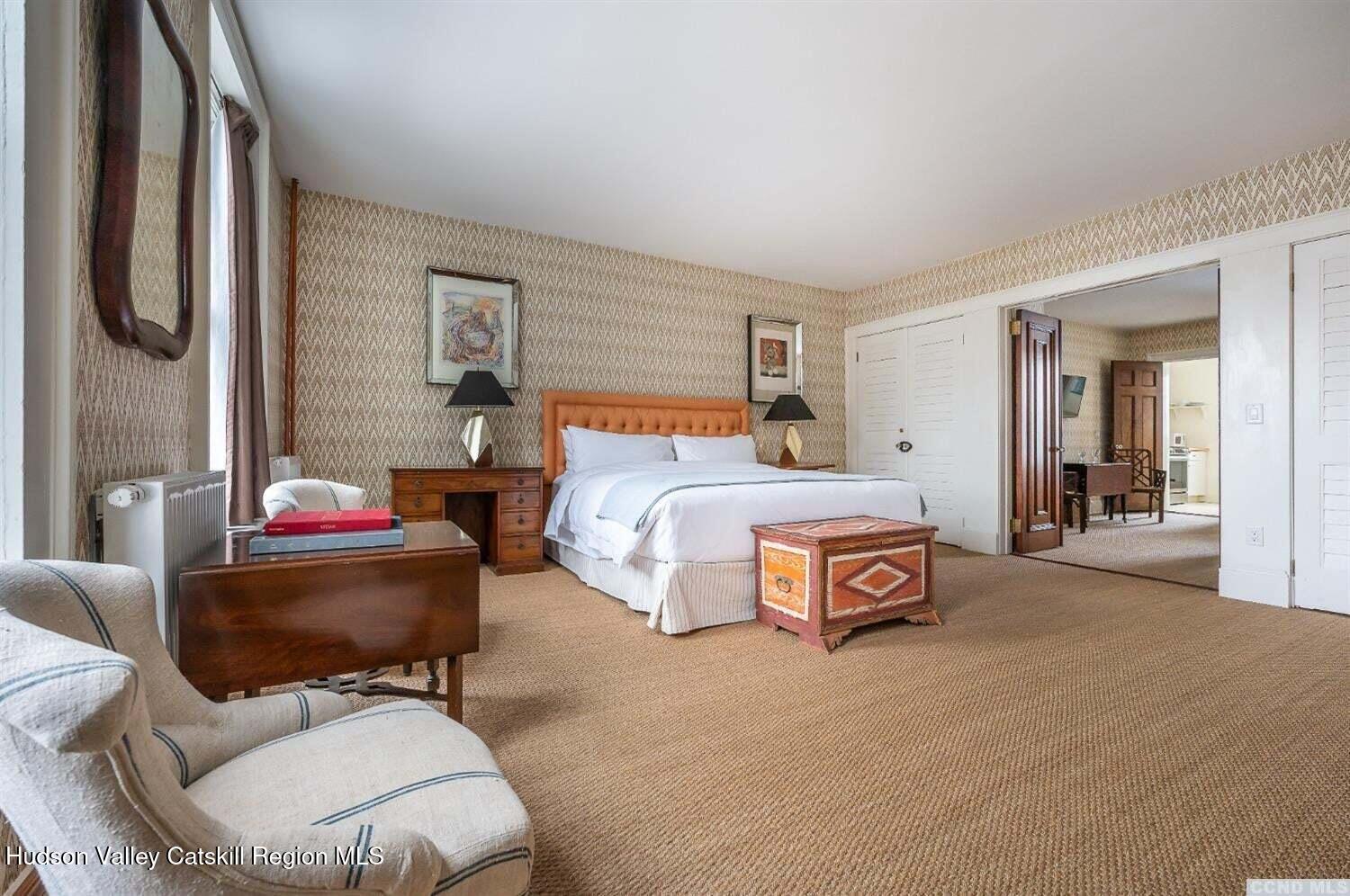 613 Warren Street #1