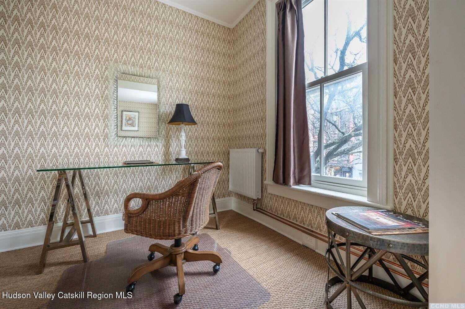 613 Warren Street #1