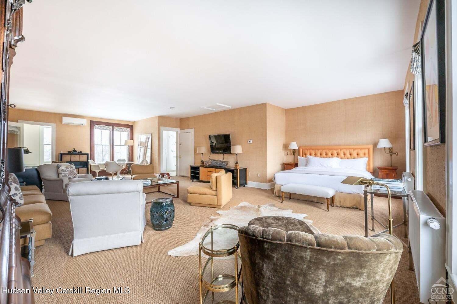 613 Warren Street #2