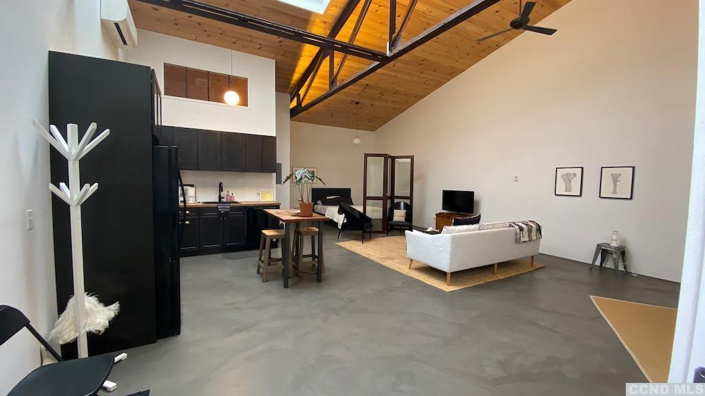 747 1/2 Columbia Street, Rear Bldg behind # 747 #1