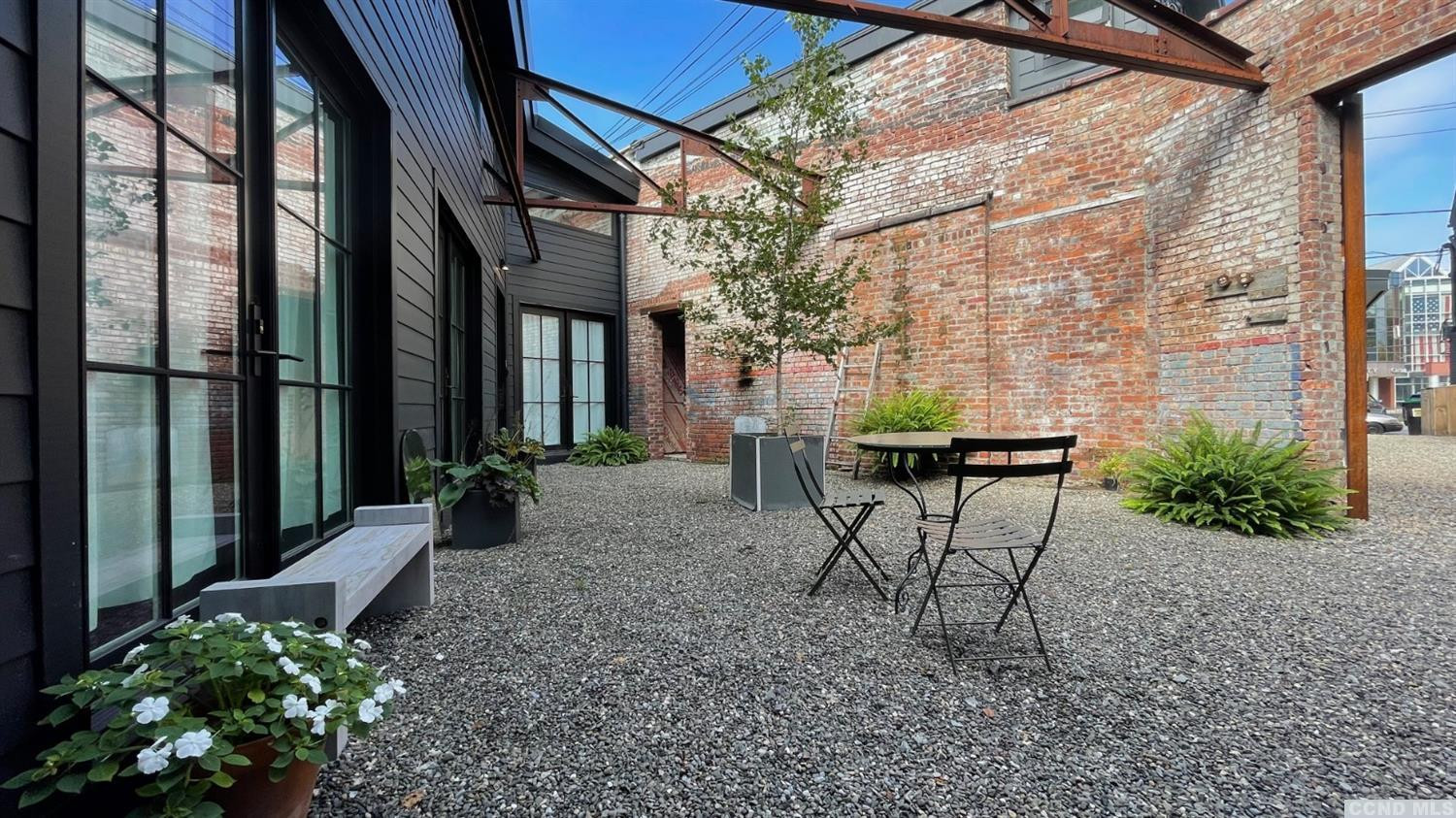 747 1/2 Columbia Street, Rear Bldg behind # 747 #1