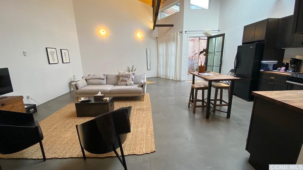 747 1/2 Columbia Street, Rear Bldg behind # 747 #1