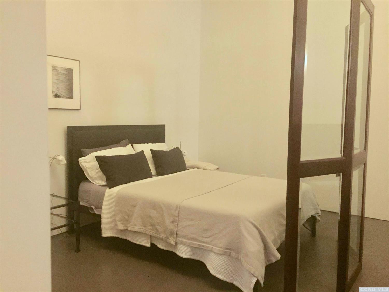 747 1/2 Columbia Street, Rear Bldg behind # 747 #1