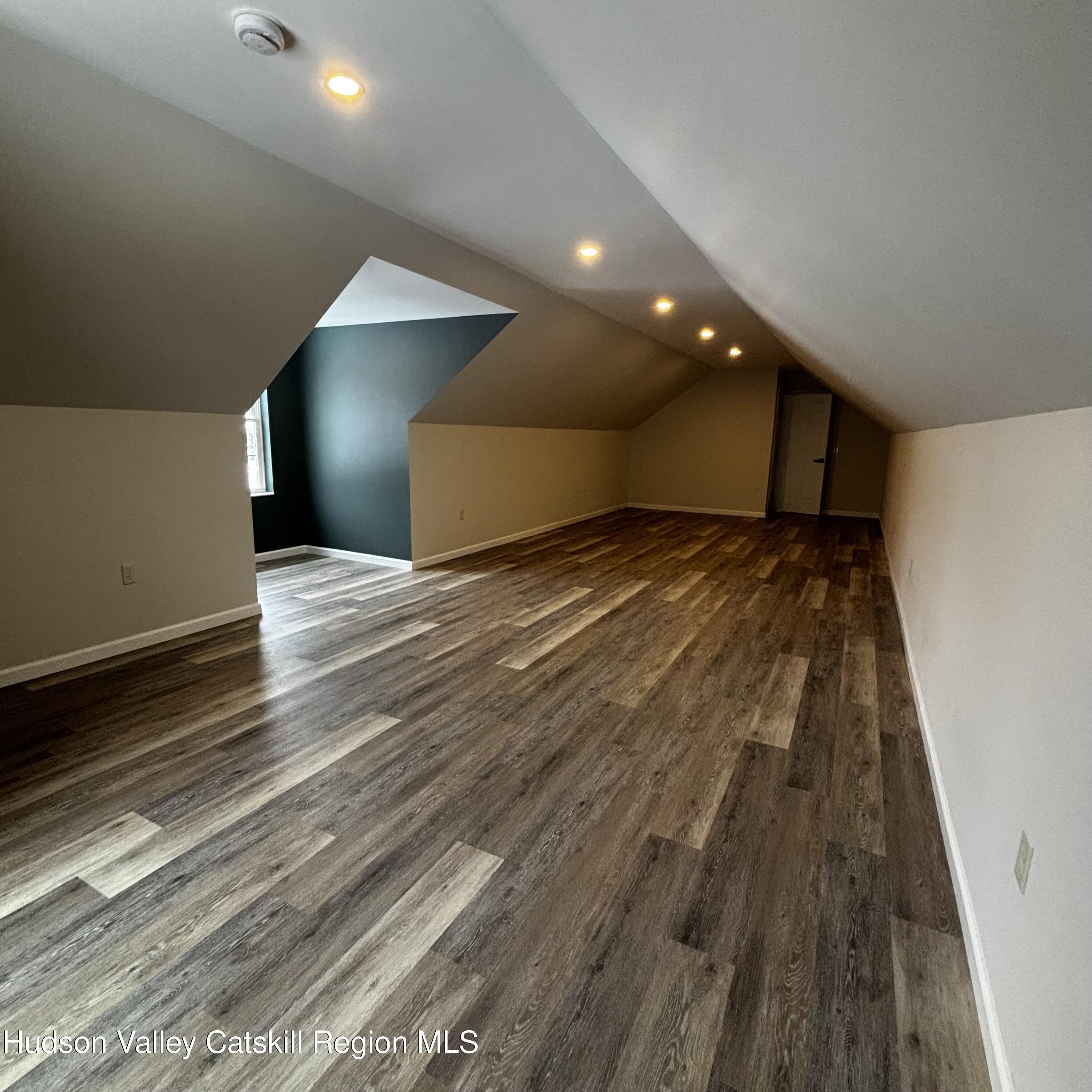 35 Pioneer Road