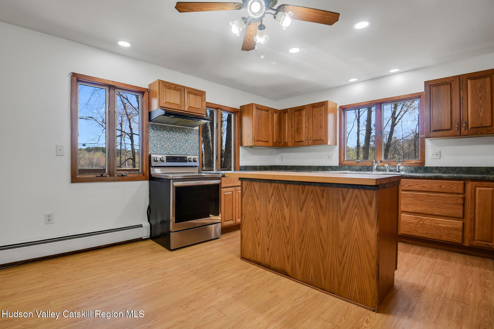 81 Mountain Turnpike Road