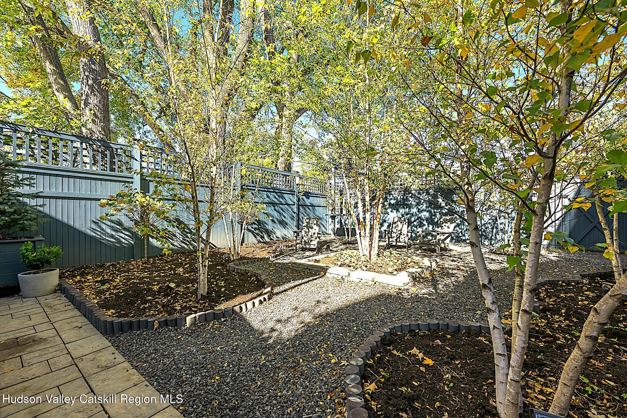 238 Allen Street
