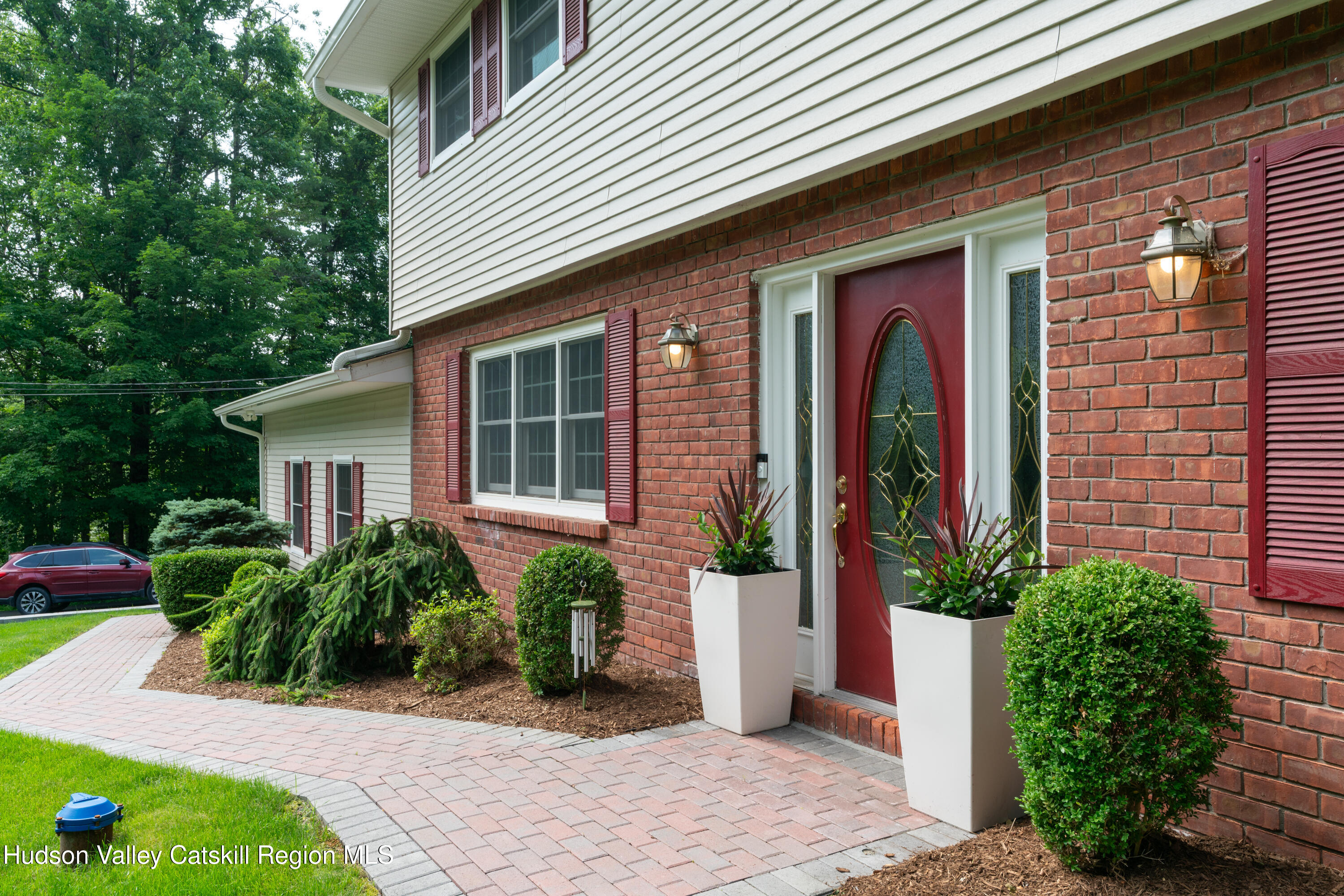 12 Oriole Drive