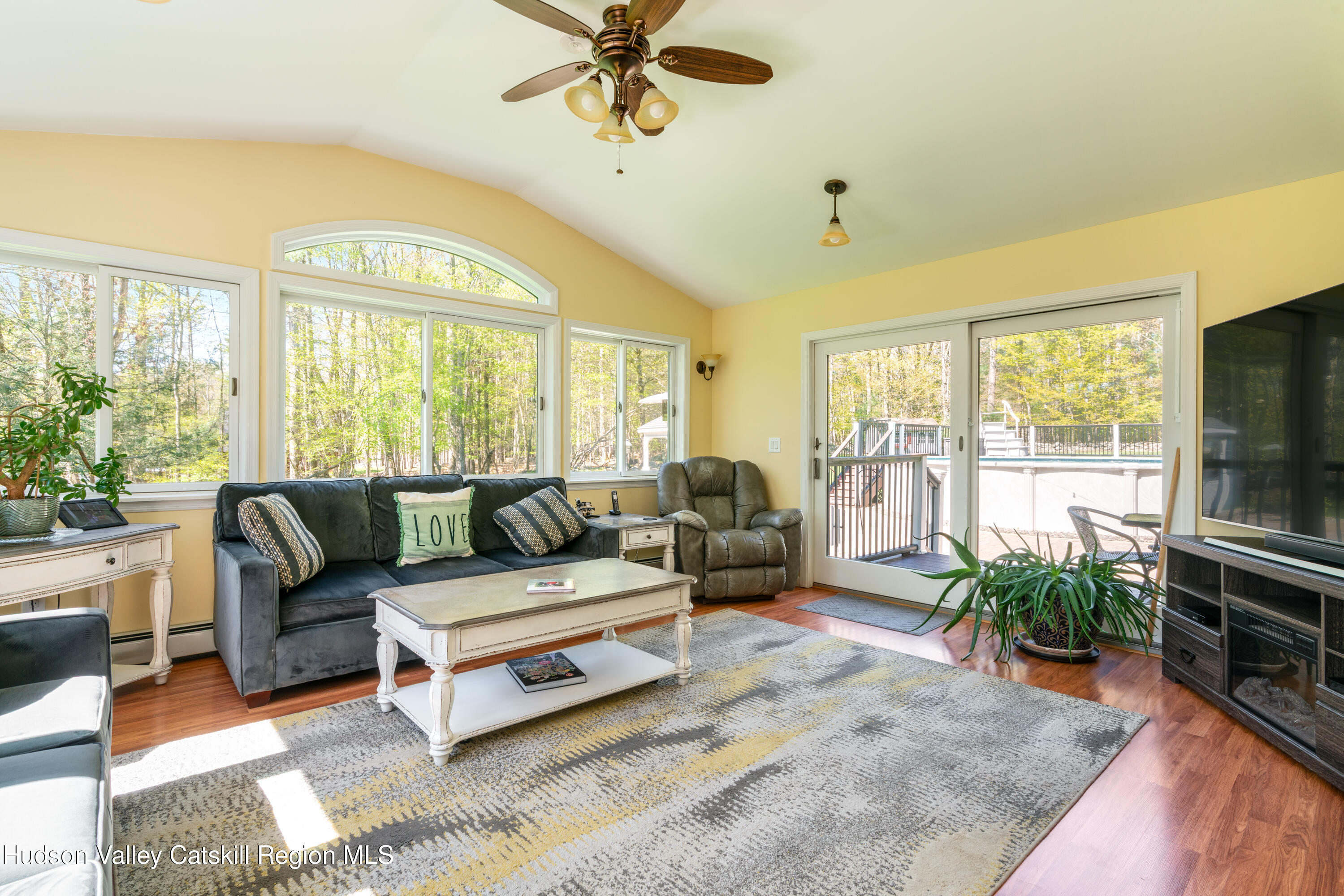 12 Oriole Drive