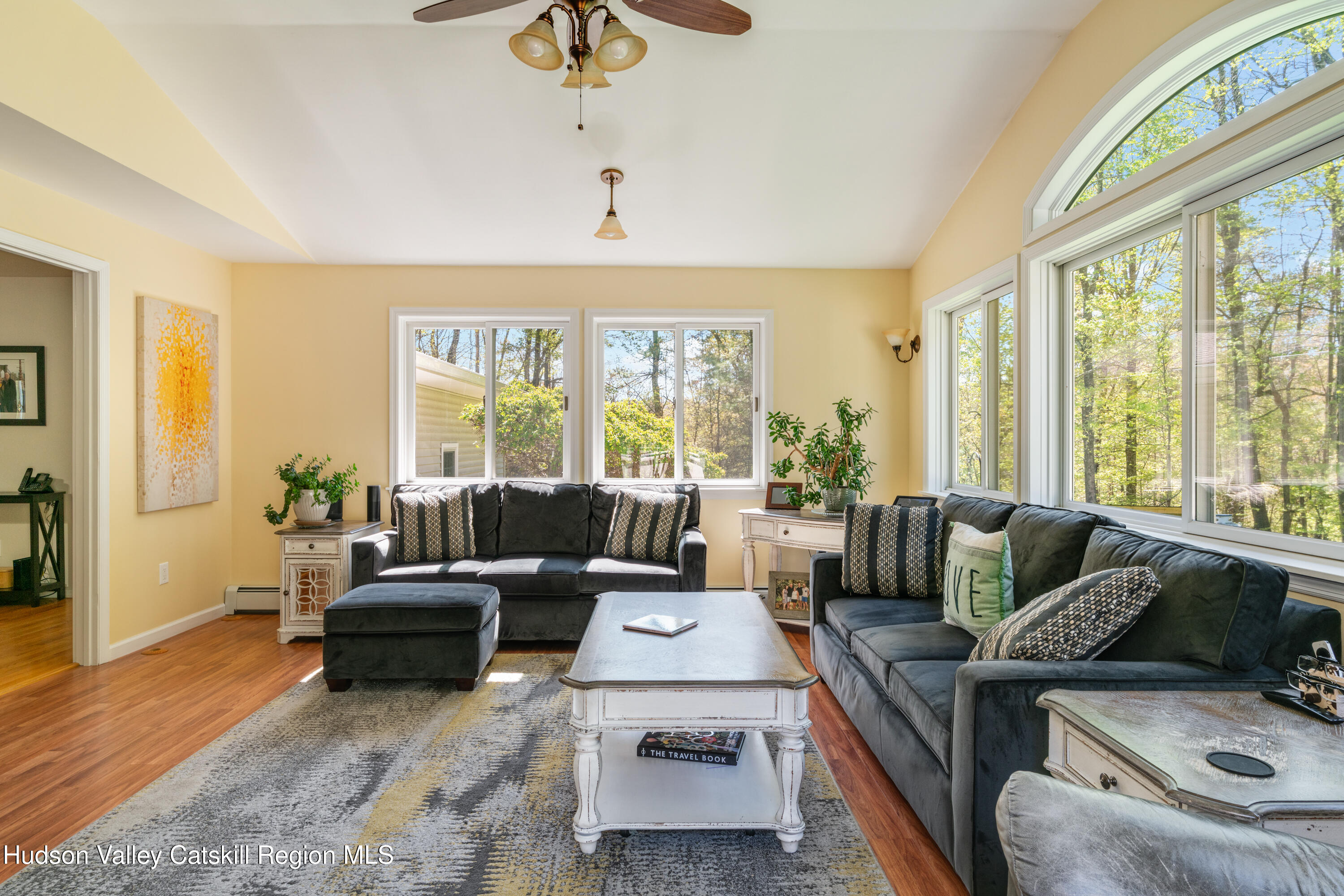 12 Oriole Drive