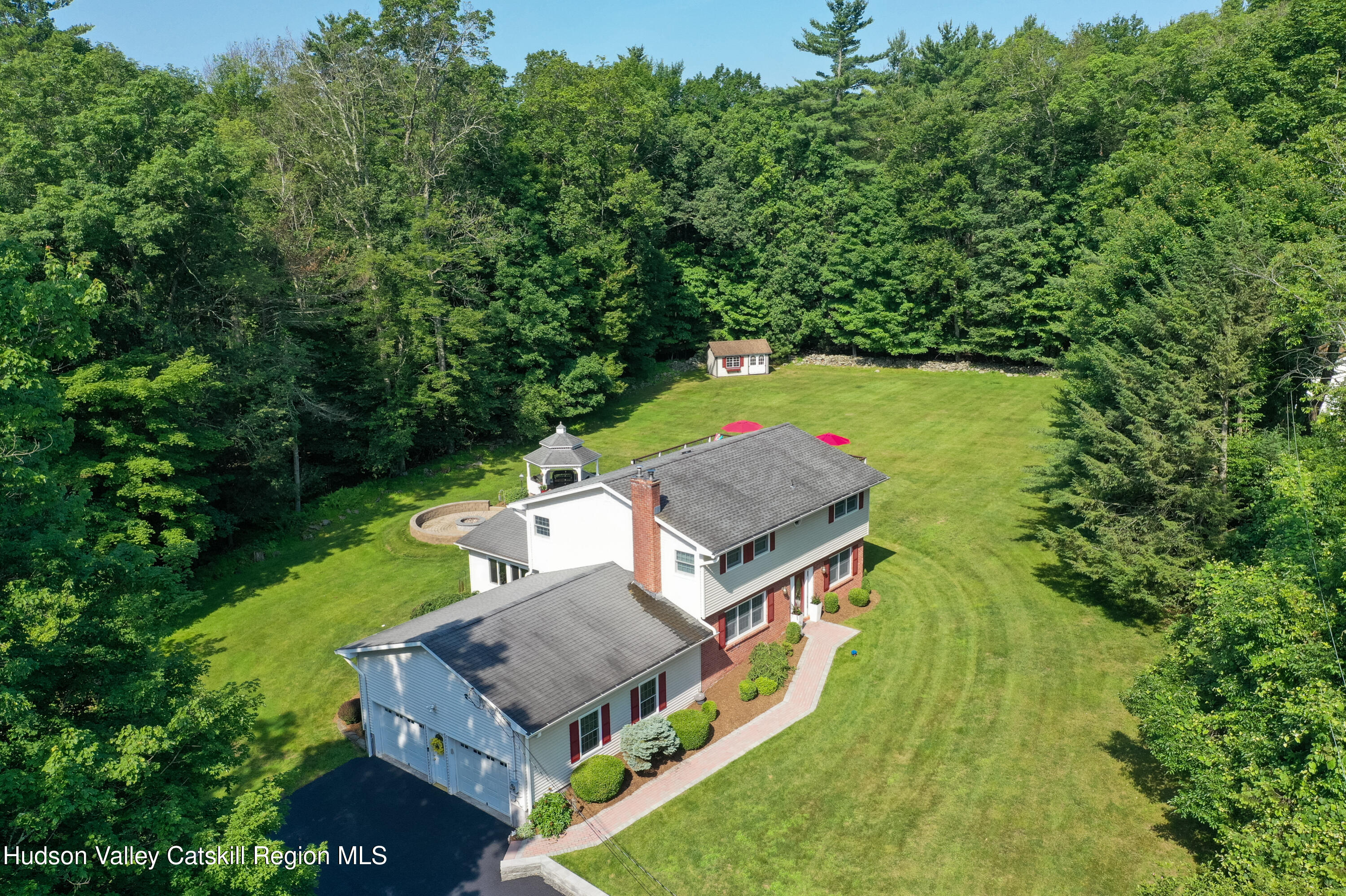 12 Oriole Drive
