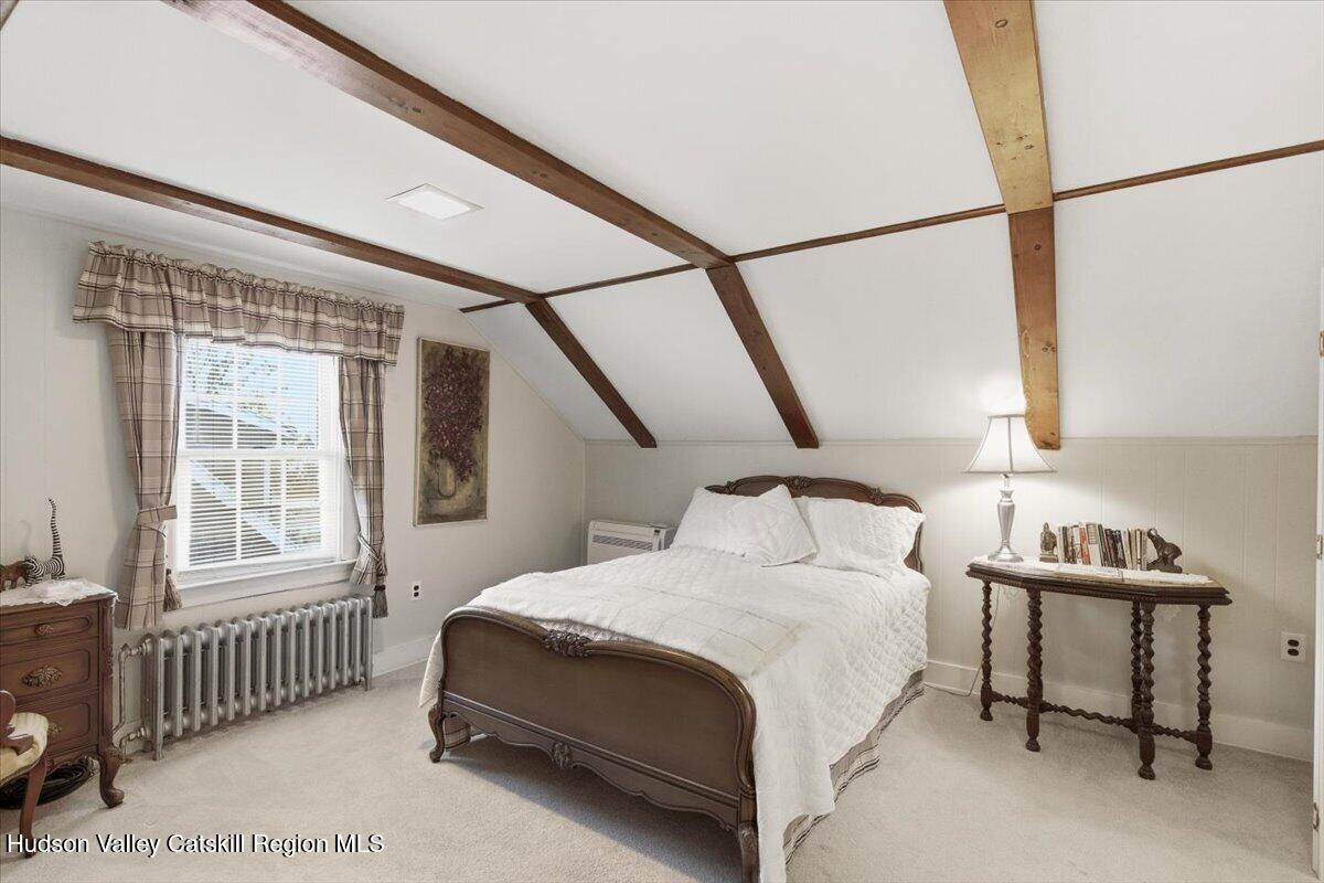 11 Greenport Parkway
