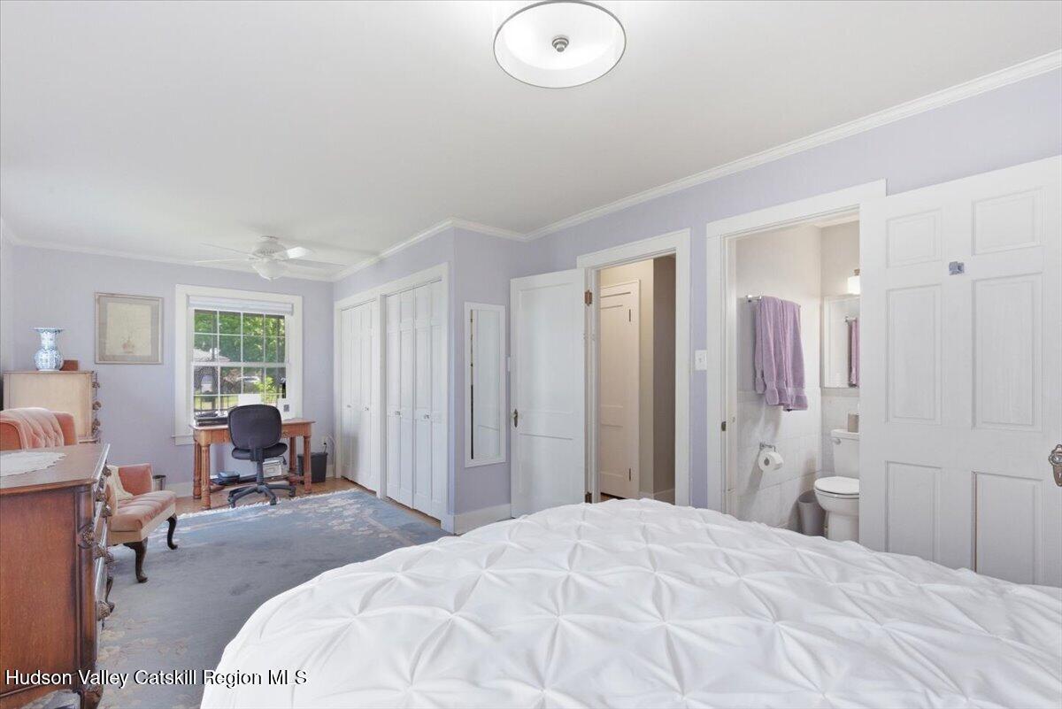 11 Greenport Parkway