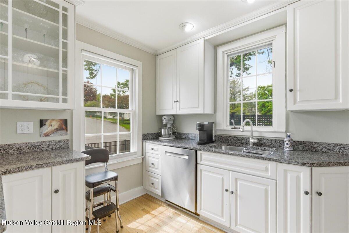 11 Greenport Parkway