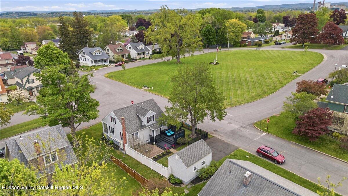 11 Greenport Parkway