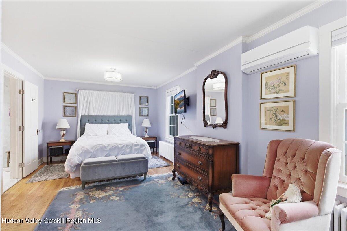 11 Greenport Parkway