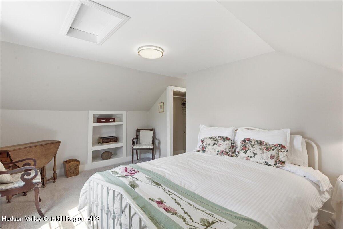 11 Greenport Parkway