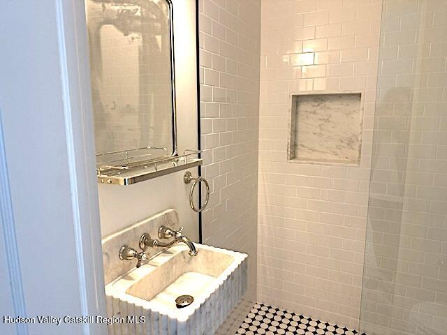 2 Jenkins Parkway