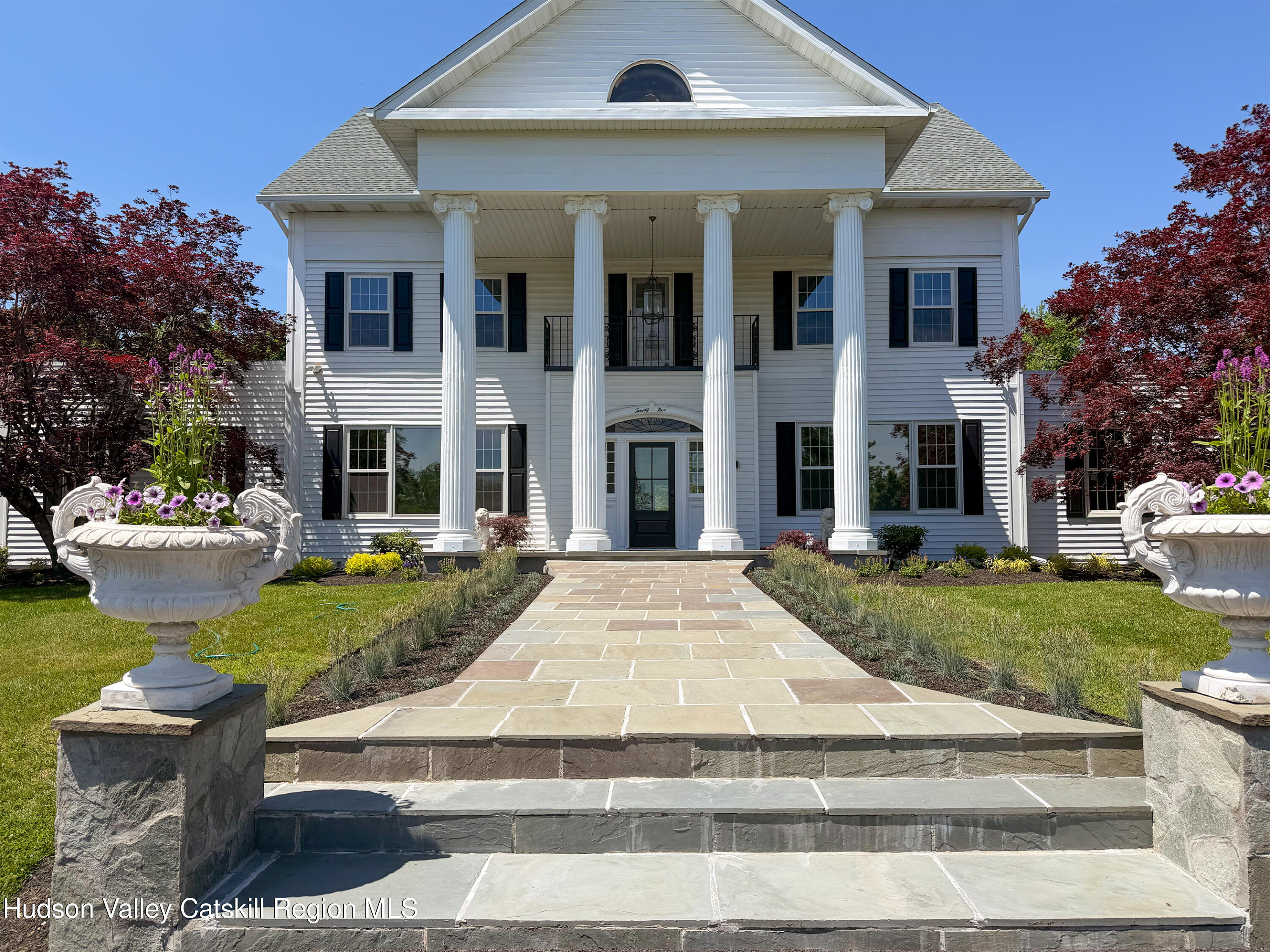25 Glen Street