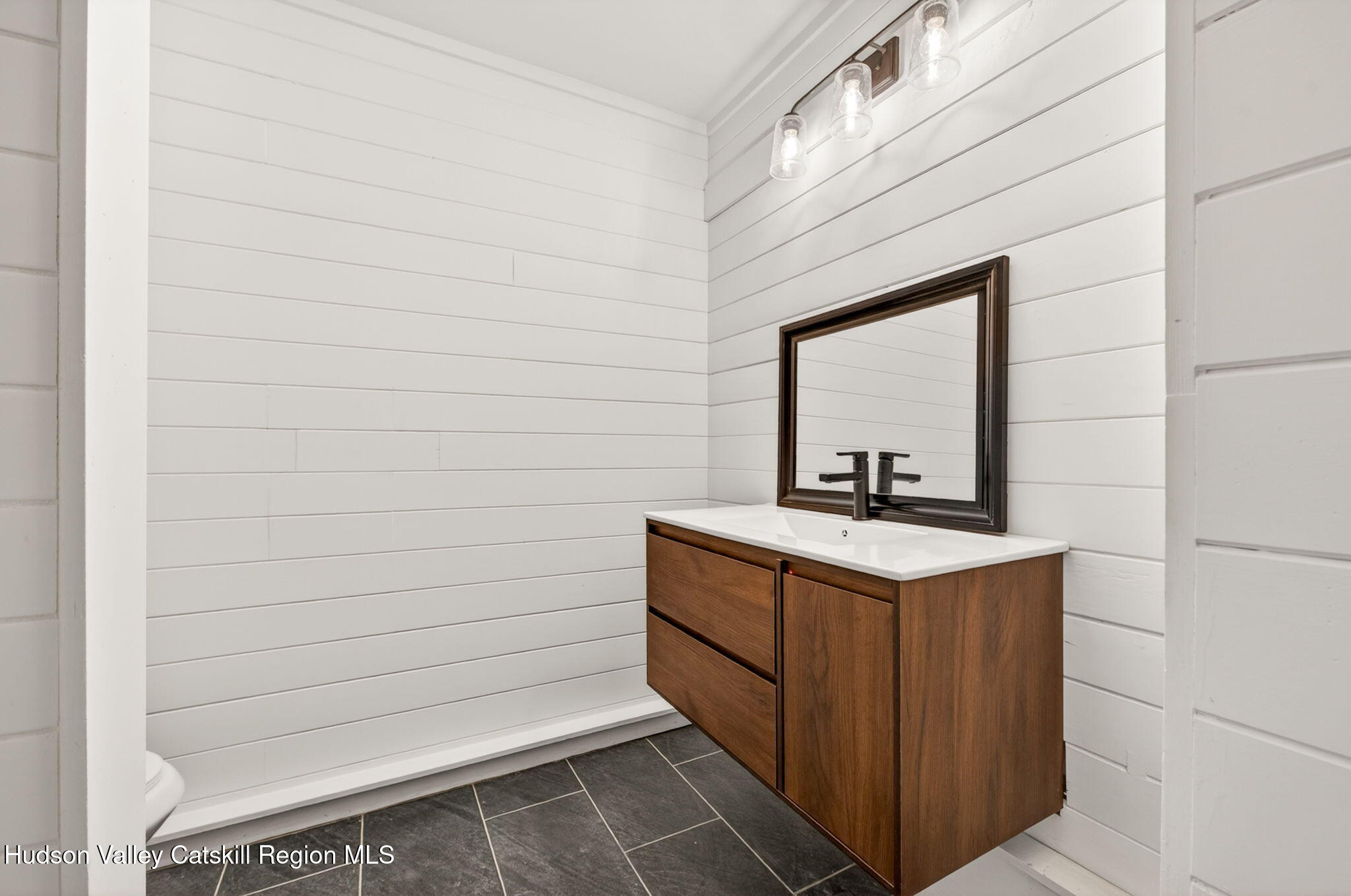 5 Lazy Brook Lane