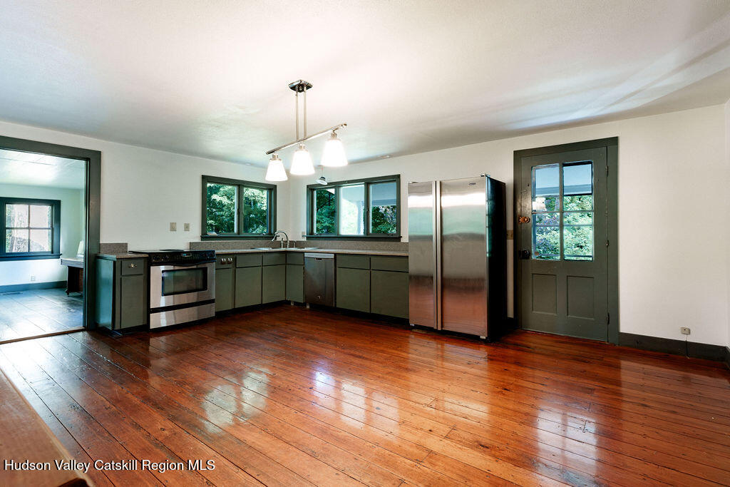 286 Manor Rock Road