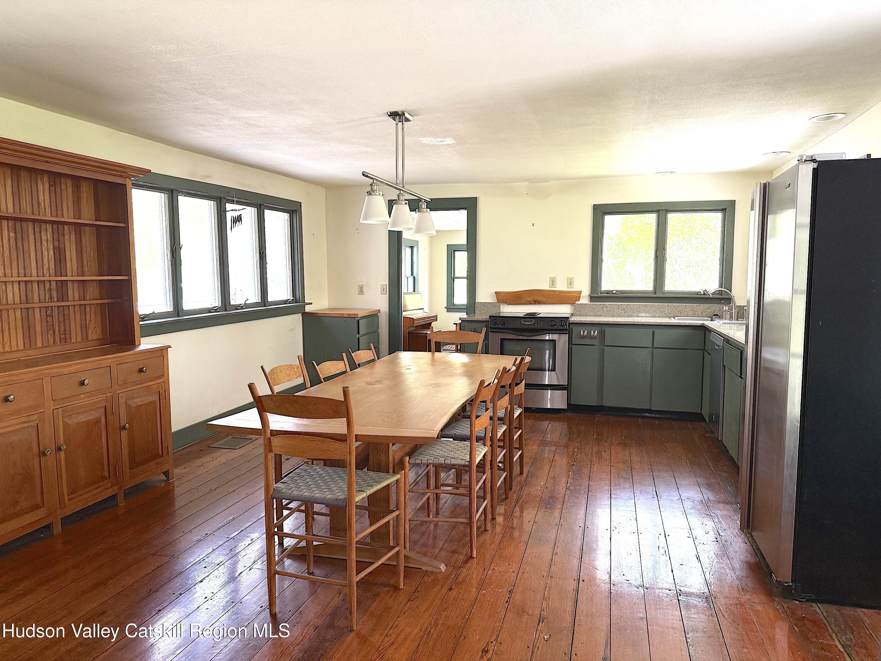 286 Manor Rock Road