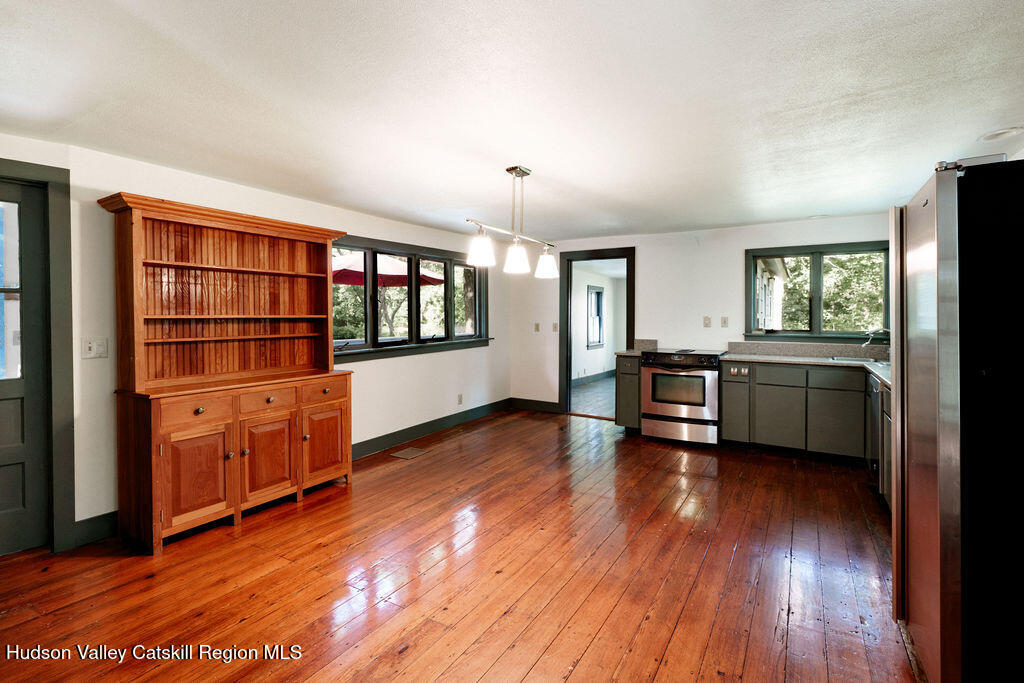 286 Manor Rock Road