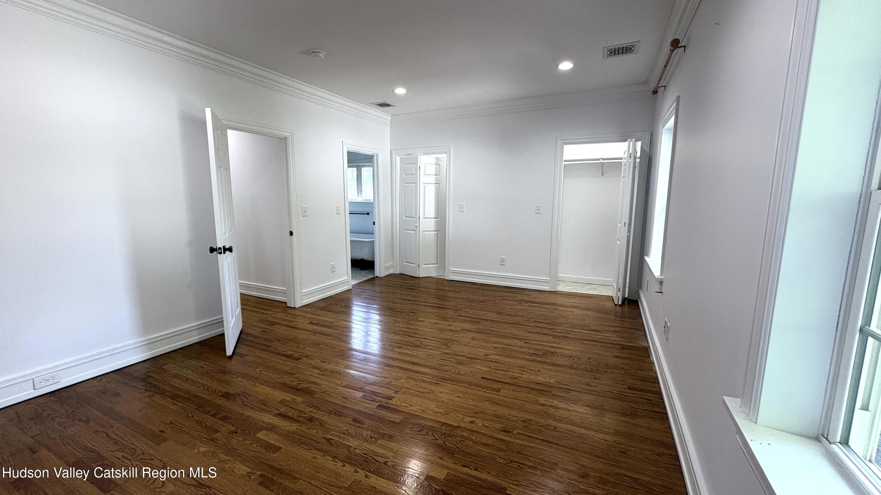 16 Mckinstry Place, Bet Columbia St and Green #1