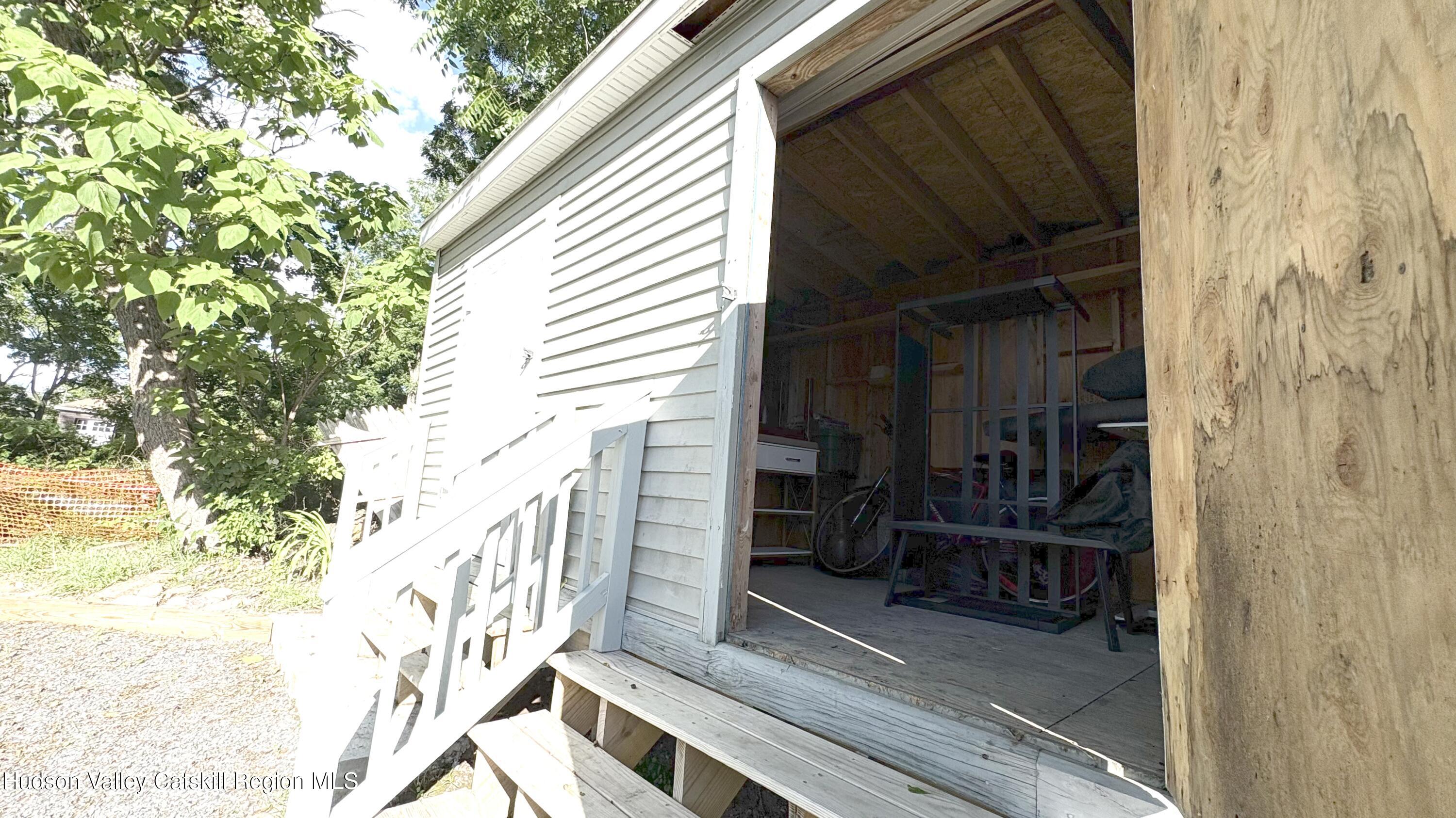 16 Mckinstry Place, Bet Columbia St and Green #1