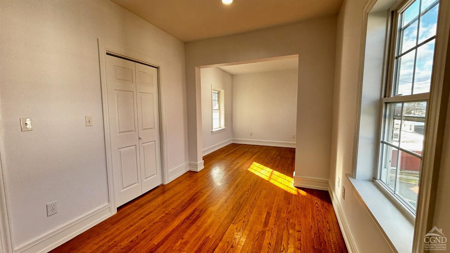 16 Mckinstry Place, Bet Columbia St and Green #1