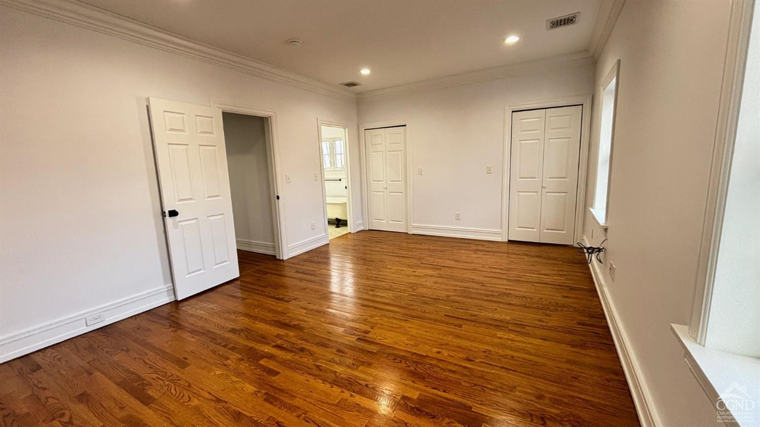 16 Mckinstry Place, Bet Columbia St and Green #1